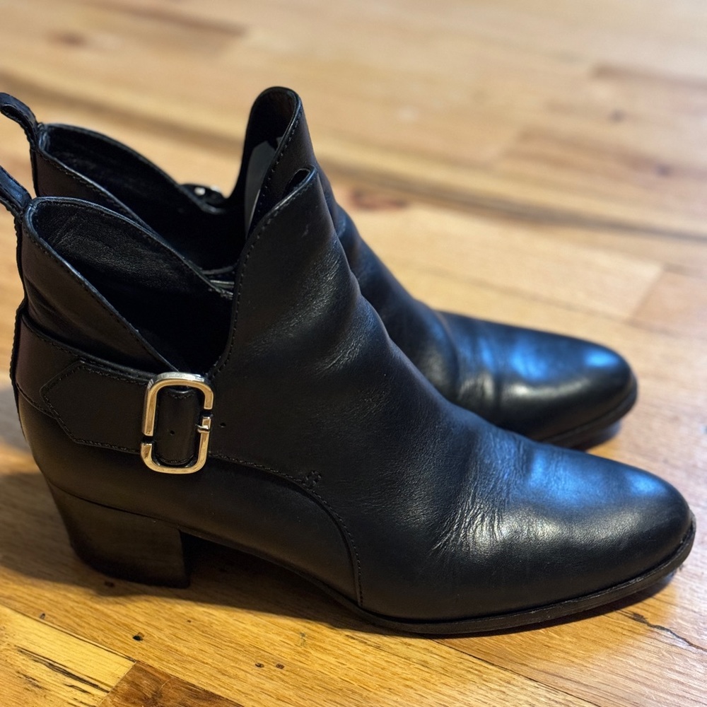 Marc Jacobs Leather Ankle Boots US6.5